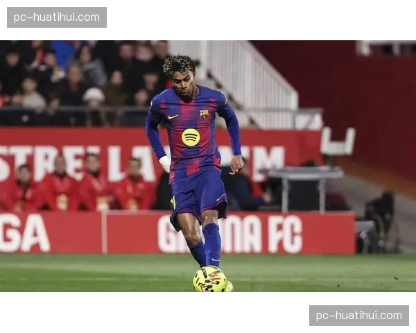 半场战报：巴萨暂0-1赫罗纳，多夫比克头球破门